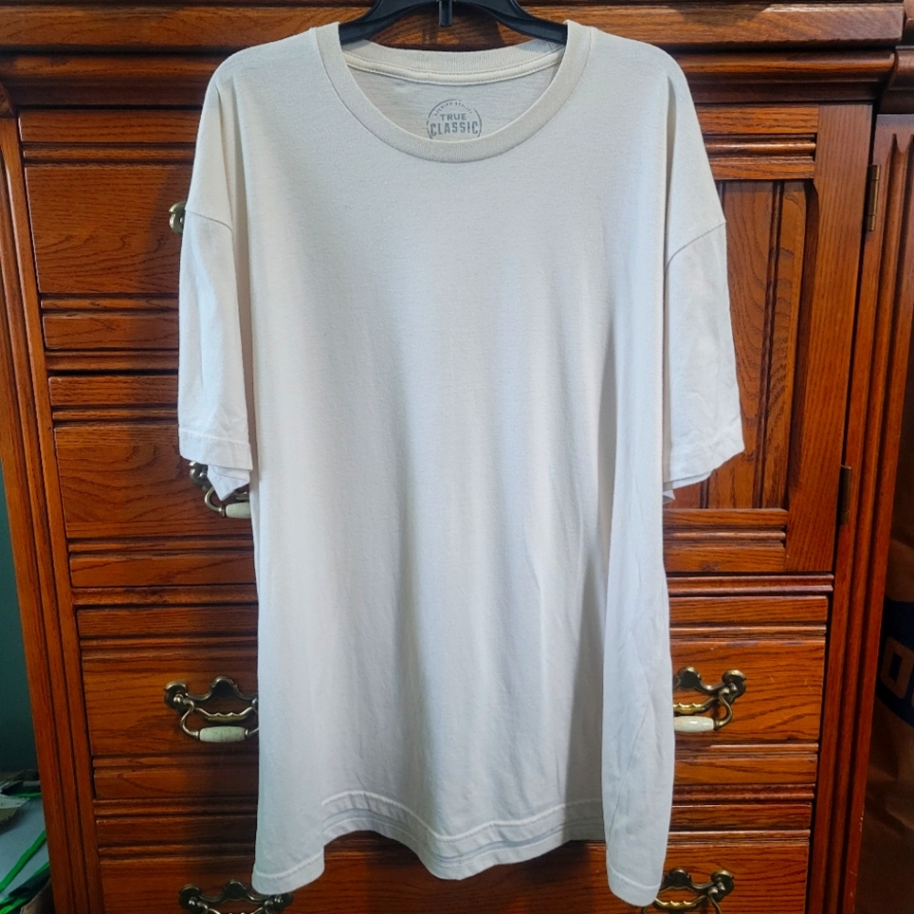True Classic Men's Tee XL off white